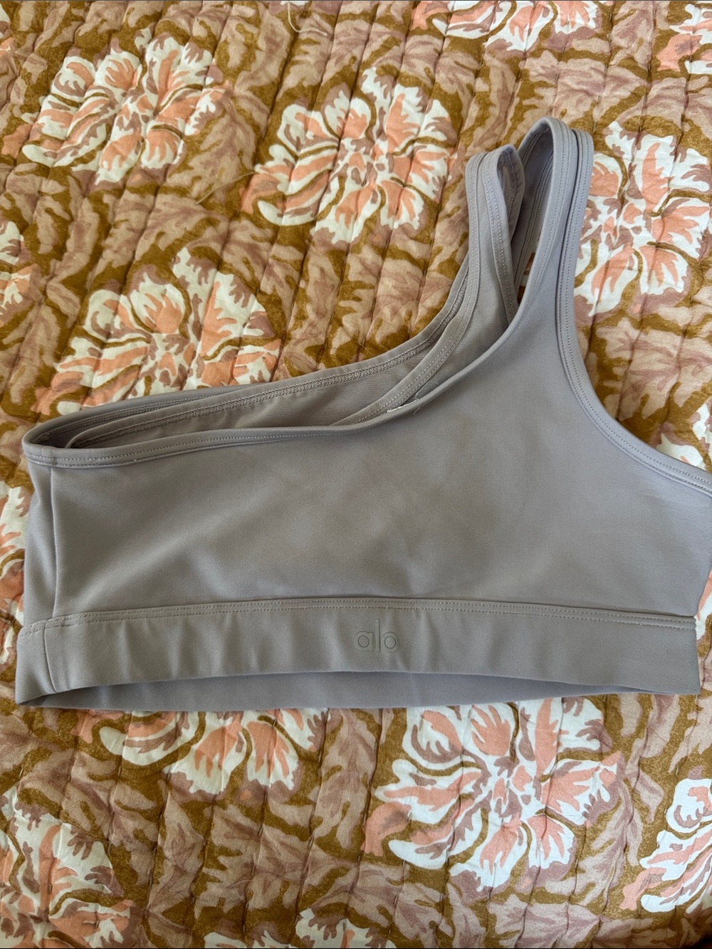 Size S Alo one strap sports bra